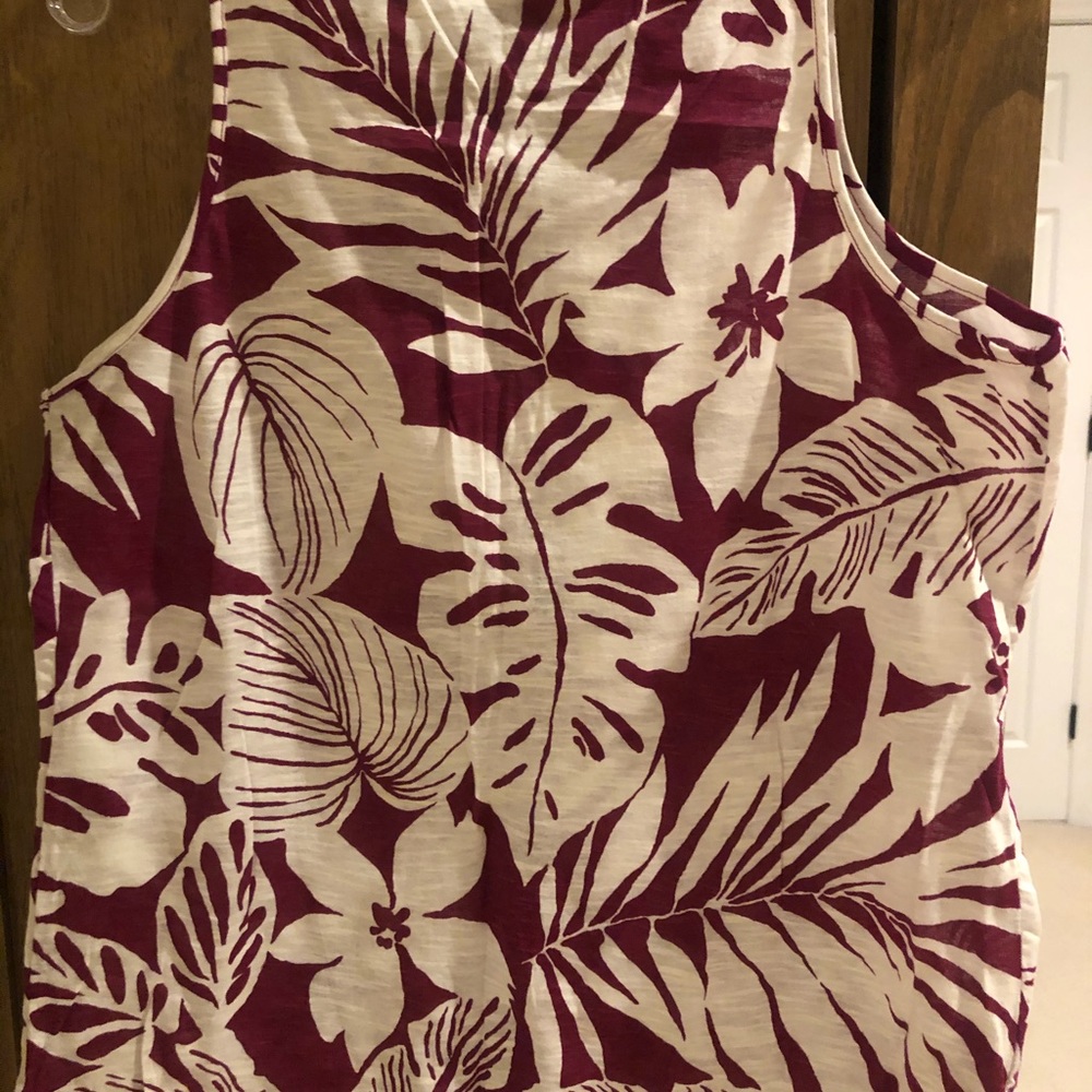 Women’s floral LOFT tank top